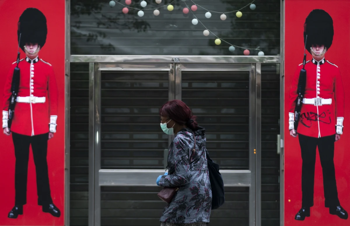 Brytyjski rząd na początkowym etapie poważnie zlekceważył zagrożenie związane z epidemią koronawirusa, a spóźniona o ponad pięć tygodni reakcja i zaniedbania z poprzednich lat przyczyniły się do śmierci tysięcy ludzi - napisał w niedzielę "The Sunday Times".