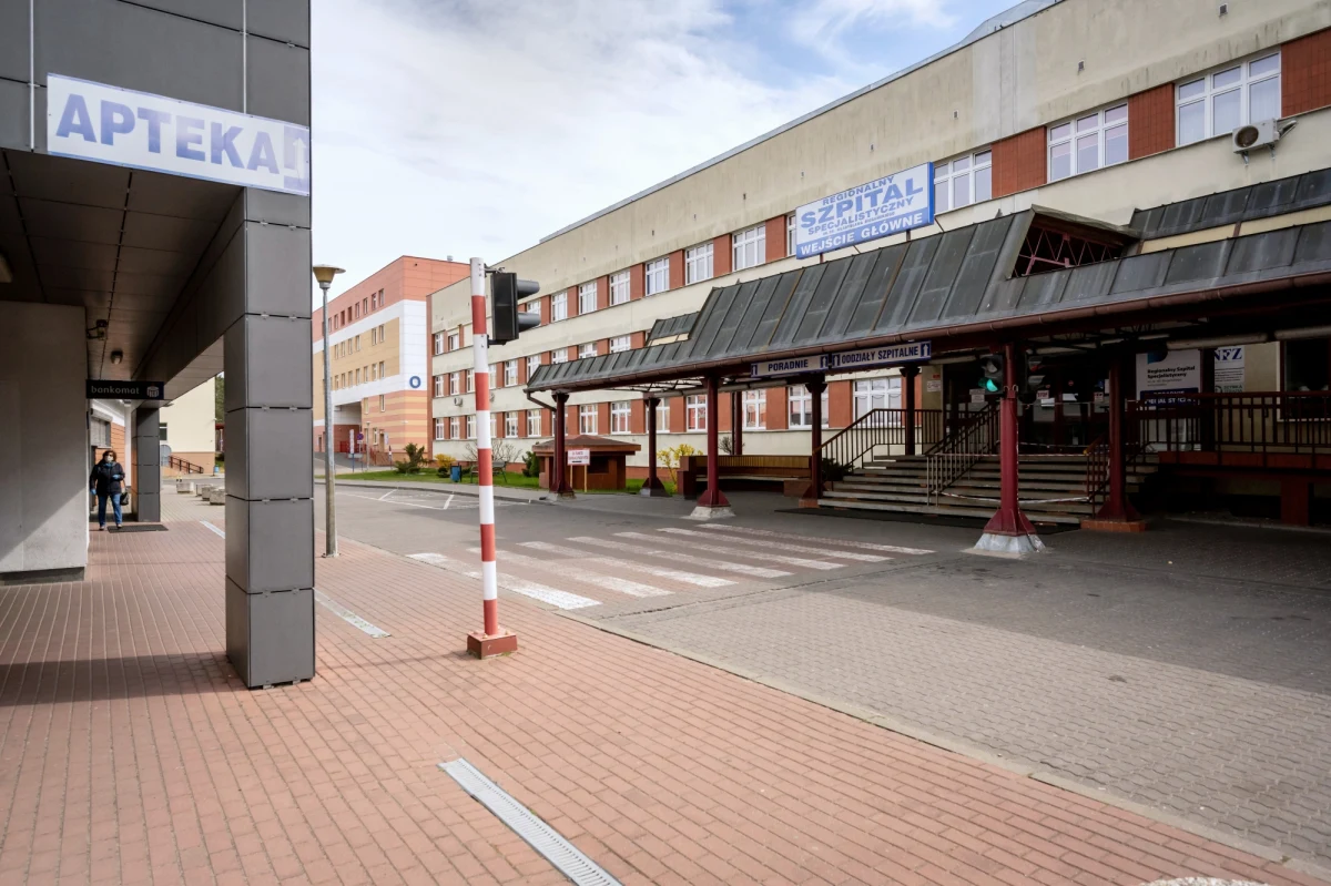 263 przypadki koronawirusa odnotowano we wtorek w Polsce – podało Ministerstwo Zdrowia. Zmarło także 21 osób. Łączny bilans pandemii w Polsce to 9856 zakażeń oraz 401 zgonów. 