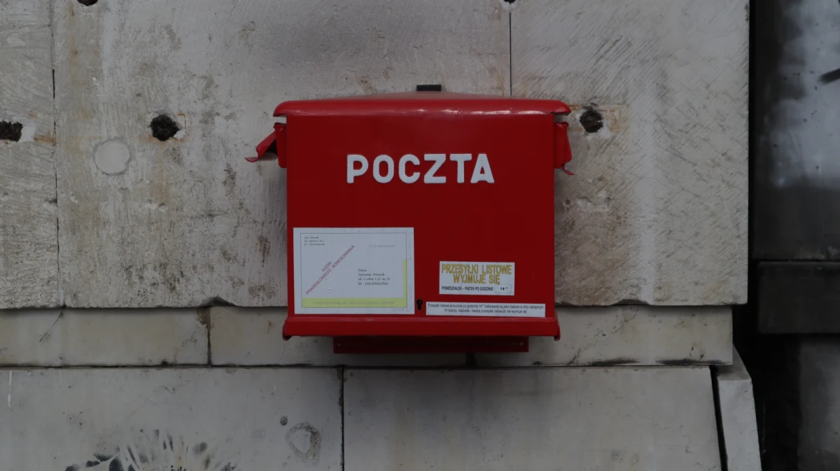 Do Senatu wpłynęła właśnie opinia Wolnego Związku Zawodowego Pracowników Poczty na temat ustawy o powszechnym głosowaniu korespondencyjnym. Zdaniem autorów ustawa nie zabezpiecza życia i zdrowia zarówno pocztowców, jak uczestników wyborów. Lista ich zastrzeżeń do projektu jest jednak znacznie dłuższa.