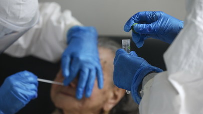 Koronawirus wyizolowany we łzach pacjentki. Oczy potencjalnym źródłem zakażeń?