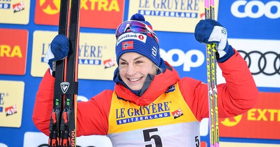 Norweżka Astrid Uhrenholdt Jacobsen - mistrzyni olimpijska w biegach narciarskich i w swoim czasie rywalka Justyny Kowalczyk - poinformowała w środę, że zakończyła karierę i poświęci się medycynie.