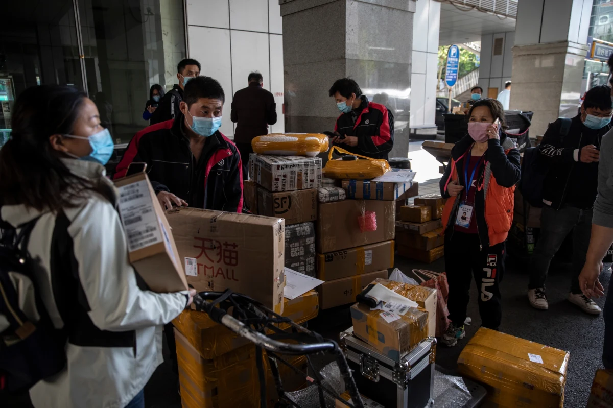 Stan Missouri pozwał rząd ChRL oraz Komunistyczną Partię Chin za ukrywanie informacji ws. koronawirusa. Nietypowy pozew złożył Eric Schmitt, który pełni funkcję prokuratora generalnego w tym położnym na południu stanie. MSZ w Pekinie uznało pozew za absurd.