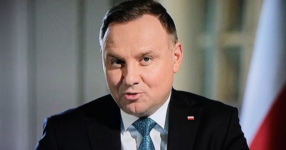 57 proc. respondentów deklaruje chęć głosowania na obecnego prezydenta Andrzeja Dudę - wynika z sondażu Social Changes dla portalu wPolityce.pl. Na drugim miejscu znaleźli się ex aequo z poparciem 11 proc. - kandydatka PO Małgorzata Kidawa-Błońska i szef PSL Władysław Kosiniak-Kamysz. W sondażu nie uwzględniono osób niezdecydowanych.