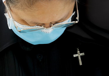 ​3000 sióstr zakonnych pomaga potrzebującym w czasie epidemii