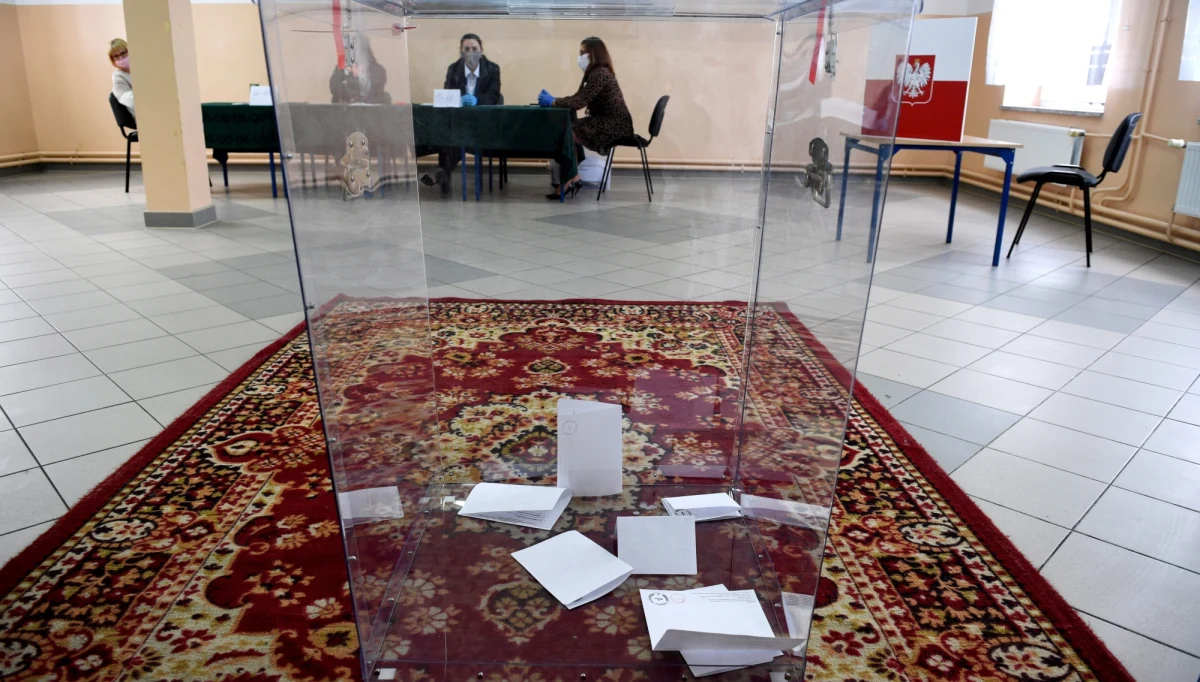 Ponad pół tysiąca sędziów podpisało się pod listem do OBWE z apelem o dokładne przyglądanie się procesowi wyborczemu w Polsce. Według sędziów, organizowane wybory noszą znamiona "naruszenia podstawowych norm prawnych”.