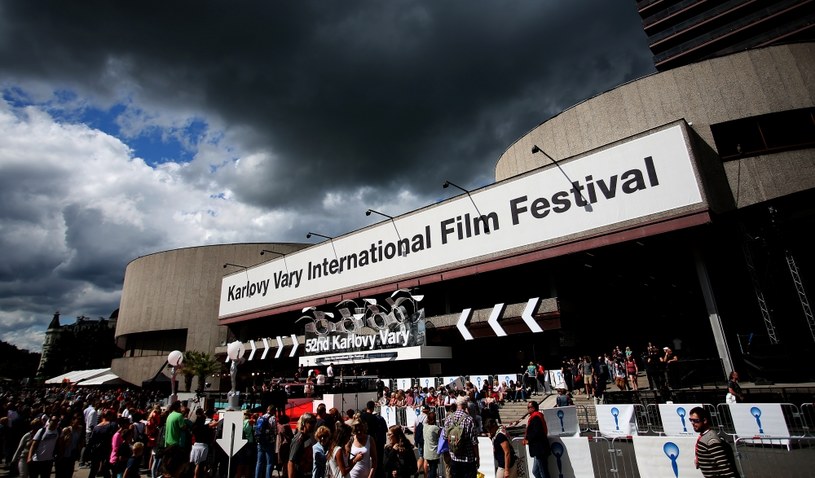 55. Międzynarodowy Festiwal Filmowy w Karlowych Warach został przełożony i odbędzie się w przyszłym roku, w dniach 2-10 lipca - poinformowały we wtorek władze miasta i kierownictwo festiwalu.