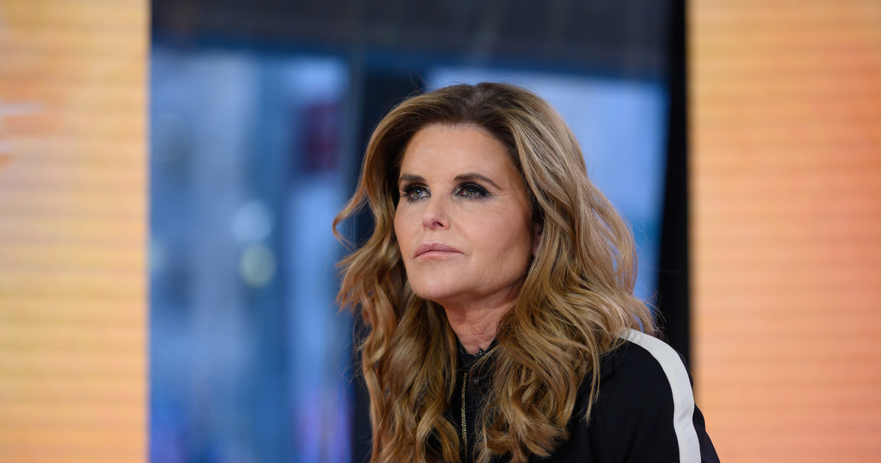 Maria Shriver, wieloletnia partnerka Arnolda Schwarzeneggera, udostępniła na Instagramie popularny ostatnio mem. Są na nim Leonardo DiCaprio i Brad Pitt siedzący w kabriolecie, a nad nimi widnieje dopisek: "Przyjechali po mnie, ale byłam silna i powiedziałam, że zostaję w domu". Pod postem Shriver napisała, że gdyby ci dwaj faktycznie po nią przyjechali, to wyszłaby, a nawet wybiegłaby z domu.