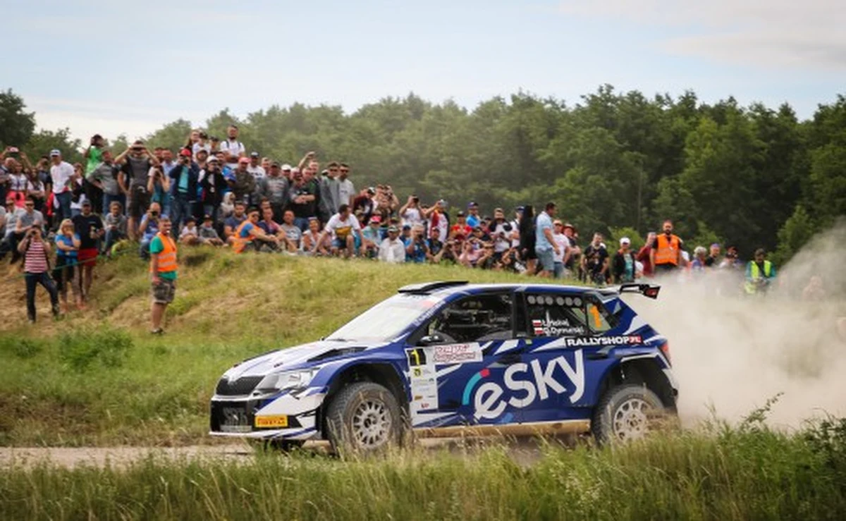 Trwają rozmowy mające na celu znalezienie nowego, późniejszego terminu dla 77. Rajdu Polski w sezonie 2020 Rajdowych Mistrzostw Europy FIA (ERC). Pierwotna data 26–28 czerwca przypada na okres rządowych ograniczeń wprowadzonych z powodu pandemii koronawirusa, i jedynym rozwiązaniem dla organizatora rajdu – Polskiego Związku Motorowego (PZM), stało się przełożenie terminu imprezy. 