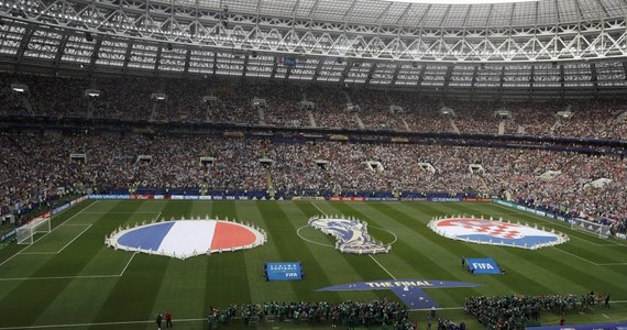 Członek Komitetu Wykonawczego UEFA Lars-Christer Olsson uważa, że koronawirus może wpłynąć nawet na mundial w Katarze w 2022 roku. Przekonuje, że epidemia będzie oddziaływała na piłkarski kalendarz międzynarodowy w okresie dwóch-trzech lat.