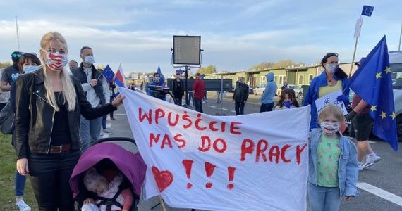 Dobra wiadomość dla części mieszkańców regionów przygranicznych. Ich protesty zdają się odnosić skutek, bo Ministerstwo Zdrowia publikuje projekt rozporządzenia, które m.in. znosi przymusową 14-dniową kwarantannę po przekroczeniu granicy. I to już od poniedziałku.