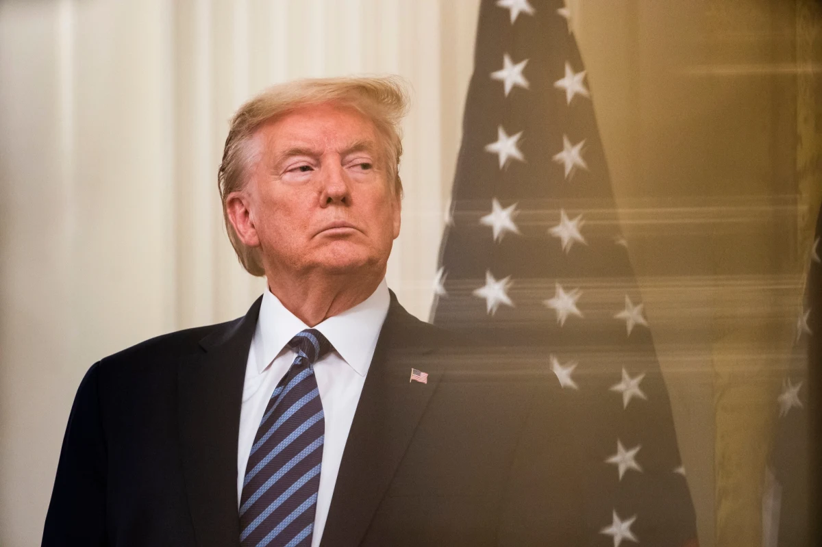 Prezydent USA Donald Trump jest przekonany, że koronawirus może pochodzić z laboratorium Instytutu Wirusologii w chińskim Wuhanie - taką deklarację złożył na konferencji prasowej. Co więcej, amerykański przywódca nie wykluczył zastosowania "karnych" ceł wobec Chin, które oskarżył o zbyt późne powiadomienie świata o epidemii.