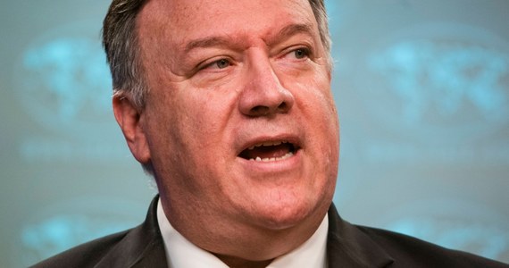 "Jest wiele dowodów na to, że koronawirus pochodzi z laboratorium w chińskim Wuhan" - powiedział sekretarz stanu USA Mike Pompeo. Amerykański wywiad informował, że Sars-CoV-2 nie został stworzony przez człowieka.