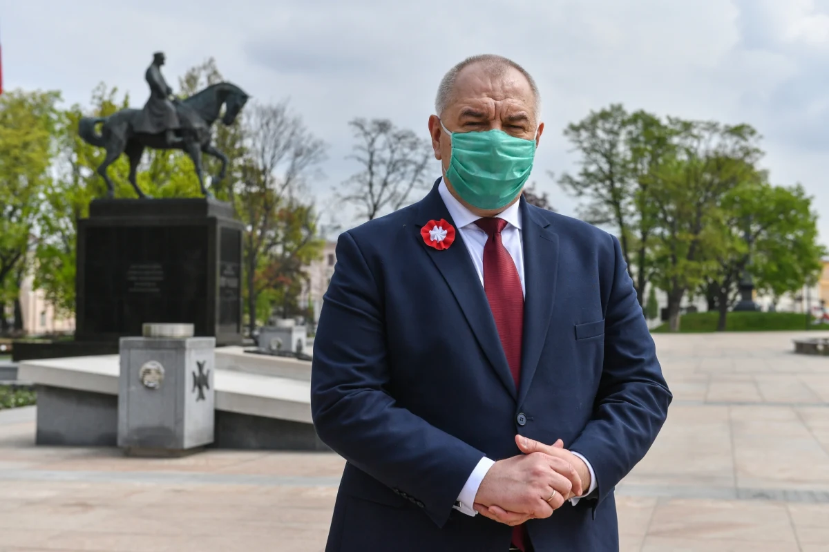 W weekend w siedzibie PiS na Nowogrodzkiej doszło do awantury. Powodem był minister Jacek Sasin - wynika z nieoficjalnych informacji “Rzeczpospolitej”. 