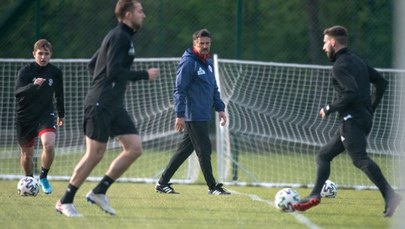 Ekstraklasa ma wrócić zgodnie z planem