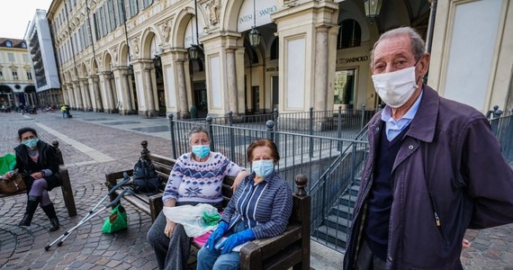 30 tys. osób zadzwoniło w ciągu tygodnia pod uruchomiony we Włoszech specjalny bezpłatny numer telefonu, pod którym udzielana jest pomoc psychologiczna w związku z pandemią koronawirusa. Linia ta to inicjatywa Ministerstwa Zdrowia i Obrony Cywilnej.