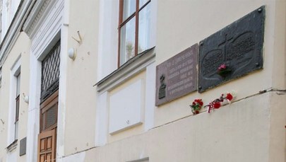 Rosja: W Twerze z dawnego gmachu NKWD zdjęto tablicę upamiętniającą ofiary zbrodni katyńskiej
