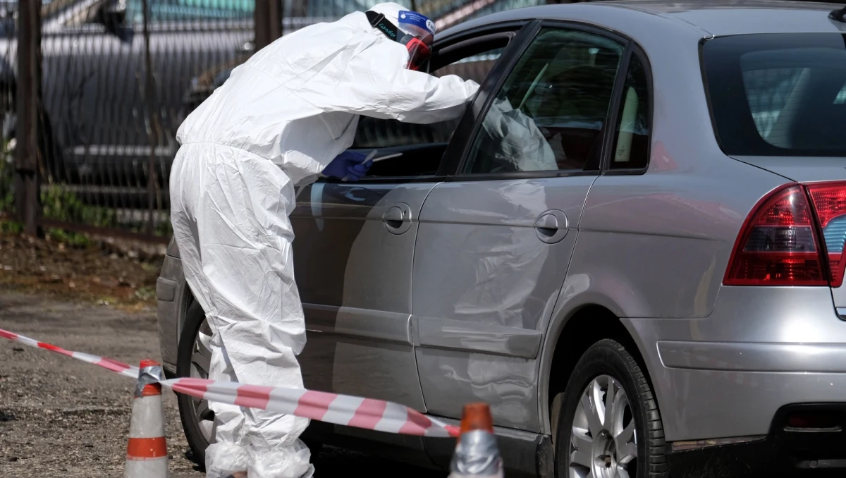 Nie będzie od poniedziałku kolejnego etapu luzowania ograniczeń i odmrażania gospodarki - ustalili dziennikarze RMF FM. W kancelarii premiera zakończył się Rządowy Zespół Zarządzania Kryzysowego, który omawiał te kwestie.