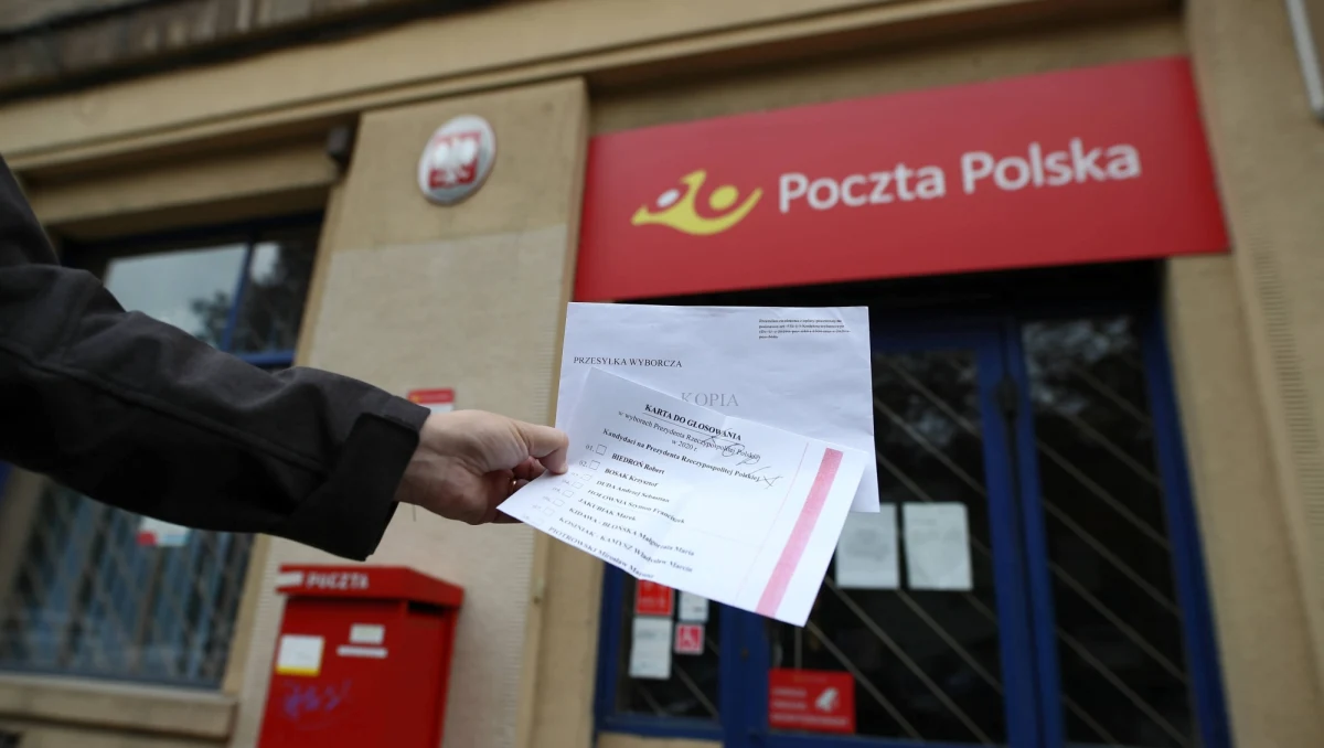 Minister aktywów państwowych Jacek Sasin nie chciał zdradzić, ile kosztowało przygotowanie wyborów prezydenckich 10 maja. Nasz reporter dotarł jednak do kwot, które trzeba będzie zapłacić za wydrukowanie kart wyborczych i za przygotowania po stronie Poczty Polskiej.