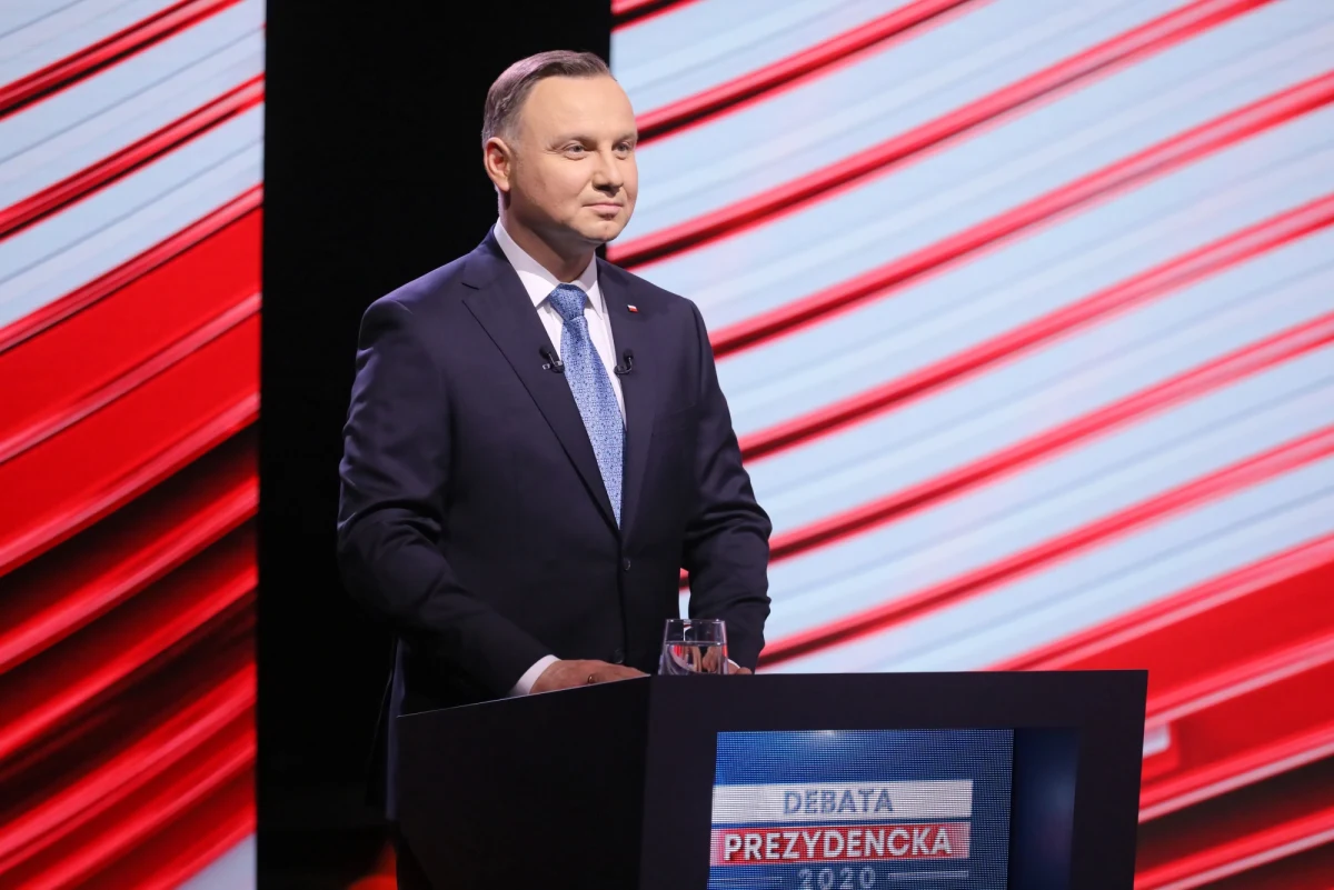 Prezydent Andrzej Duda podpisał ustawę ws głosowania korespondencyjnego w wyborach prezydenckich 2020 r. – poinformował rzecznik prezydenta Błażej Spychalski.