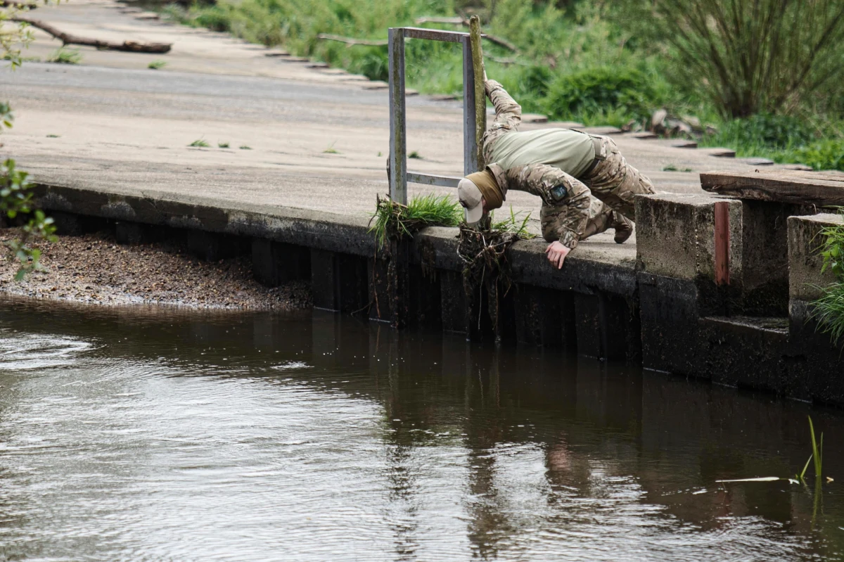 W sobotę w rzece Kwisa w Nowogrodźcu znaleziono ciało chłopca. Jak informuje policja, najprawdopodobniej, to poszukiwany od dwóch tygodni 3,5-letni Kacperek.
