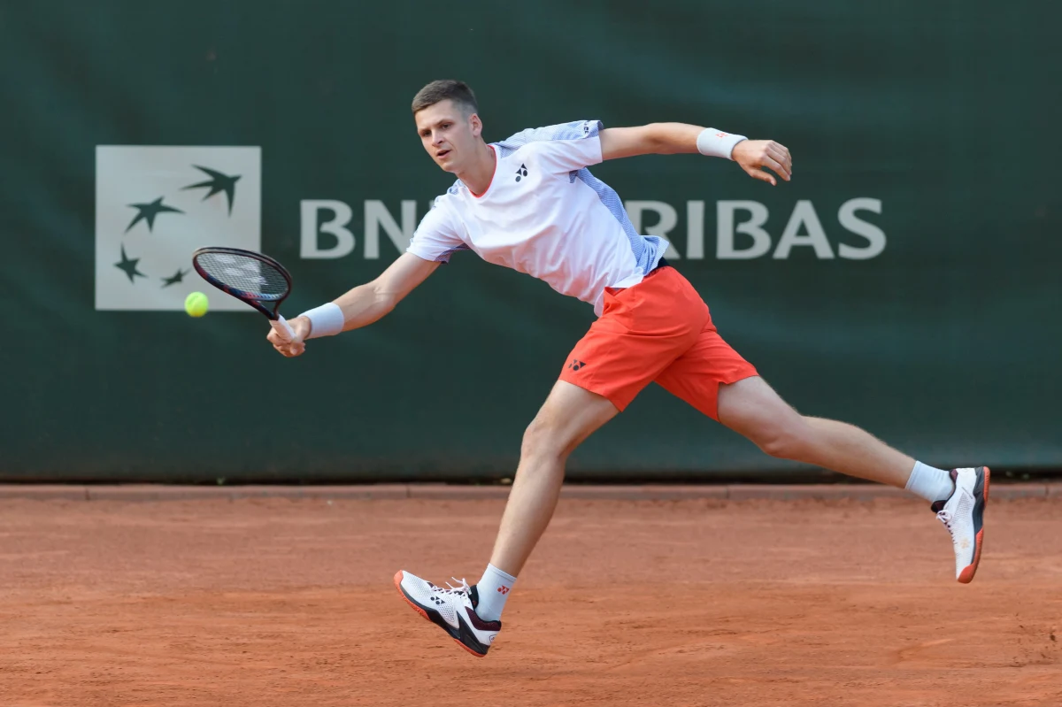 Hubert Hurkacz zajął trzecie miejsce w turnieju pokazowym na Florydzie. W meczu, którego stawką była ta pozycja, polski tenisista pokonał Amerykanina Tommy'ego Paula 4:1, 0:4, 4:1.