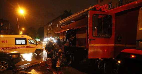 Dziewięć osób zginęło w nocy z niedzieli na poniedziałek w pożarze w domu opieki dla osób starszych  w Krasnogorsku pod Moskwą. Pensjonariuszami ośrodka, który działał nieoficjalnie w domu prywatnym, było 29 osób. 18 z nich nie mogło samodzielnie się poruszać.