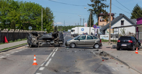 Policja zatrzymała podejrzewanego o spowodowanie serii śmiertelnych wypadków w Ostrowi Mazowieckiej. Sprawca został ujęty na terenie gminy Ostrów Mazowiecka.