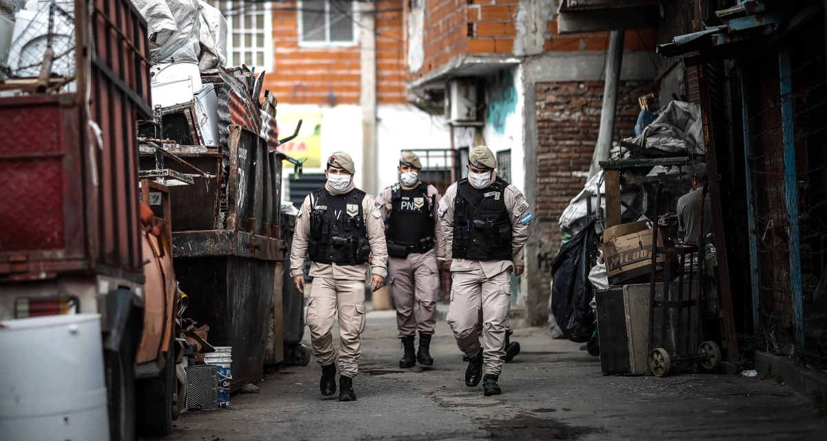 Minister zdrowia Argentyny Fernan Quiros oświadczył we wtorek, że przewiduje szczyt epidemii koronwirusa w kraju za trzy do czterech tygodni. Również rządy niektórych innych krajów Ameryki Południowej prognozują, iż w czerwcu koronawirus zaatakuje z nową siłą.