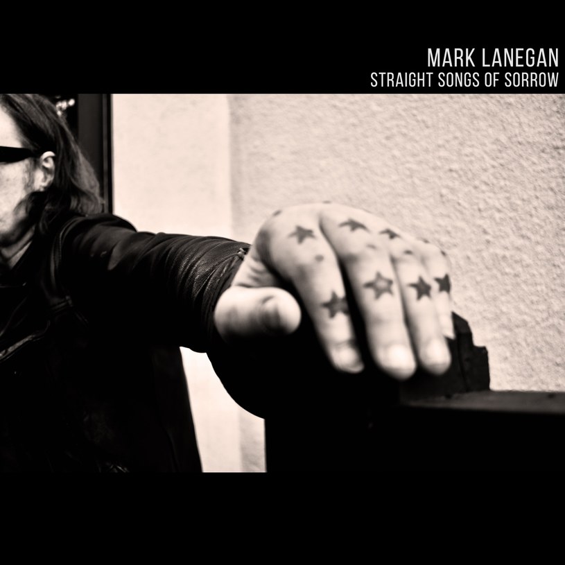 Mark Lanegan, jak ostatnio praktycznie co roku, coś wydaje. Tym razem książkę i płytę. I próbuje je rozreklamować beefem z Liamem Gallagherem. Chytrze, bo płyta sama w sobie broni się średnio.