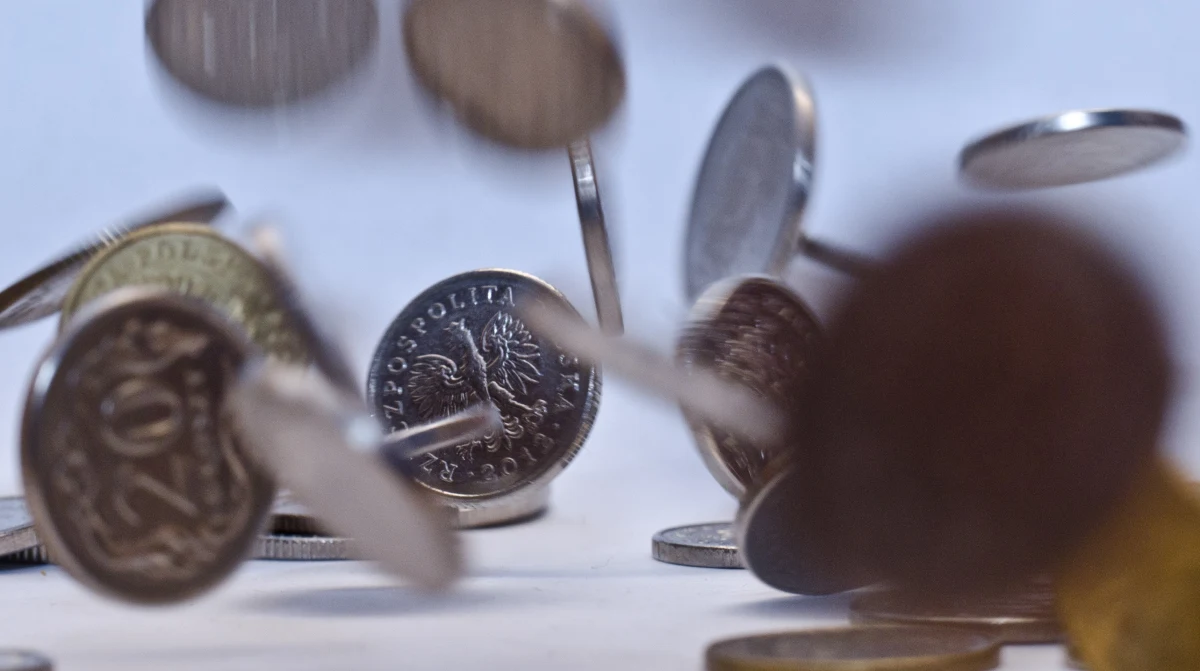 Obecnie bazowym scenariuszem dla polskiej gospodarki na 2020 roku jest spadek PKB o ok. 4 proc. - napisał w odpowiedzi na interpelację poselską wiceminister rozwoju Marek Niedużak.