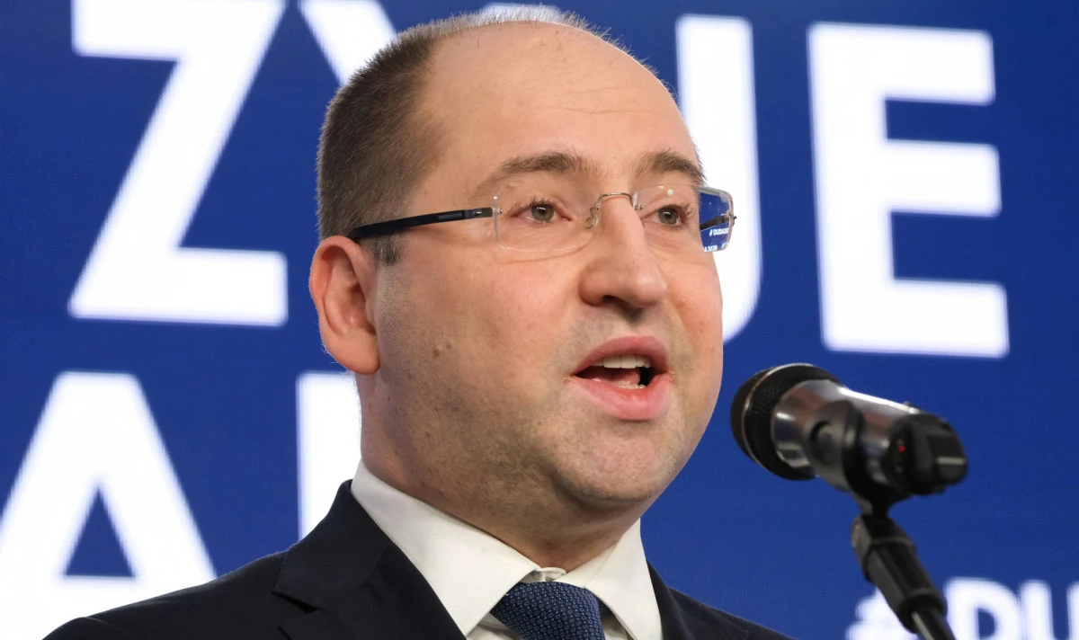 ​Najbardziej optymalnym terminem przeprowadzenia wyborów prezydenckich jest 28 czerwca - ocenił europoseł, polityk Porozumienia Adam Bielan. Musimy zrobić wszystko, żeby 7 sierpnia Polska miała prezydenta - podkreślił.