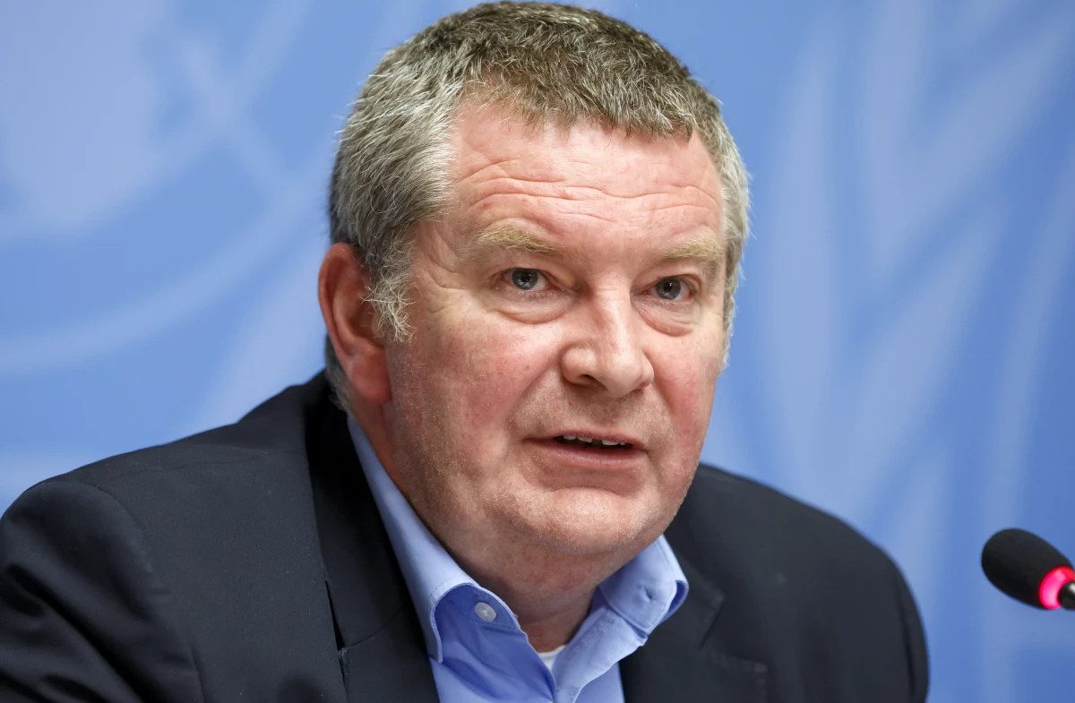 Wirus SARS-CoV-2 może stać się endemiczny, tak jak to jest w przypadku wirusa HIV - powiedział ekspert Światowej Organizacji Zdrowia (WHO) Mike Ryan podczas wideokonferencji. Wezwał ponownie świat do "ogromnego wysiłku" w walce z pandemią koronawirusa.