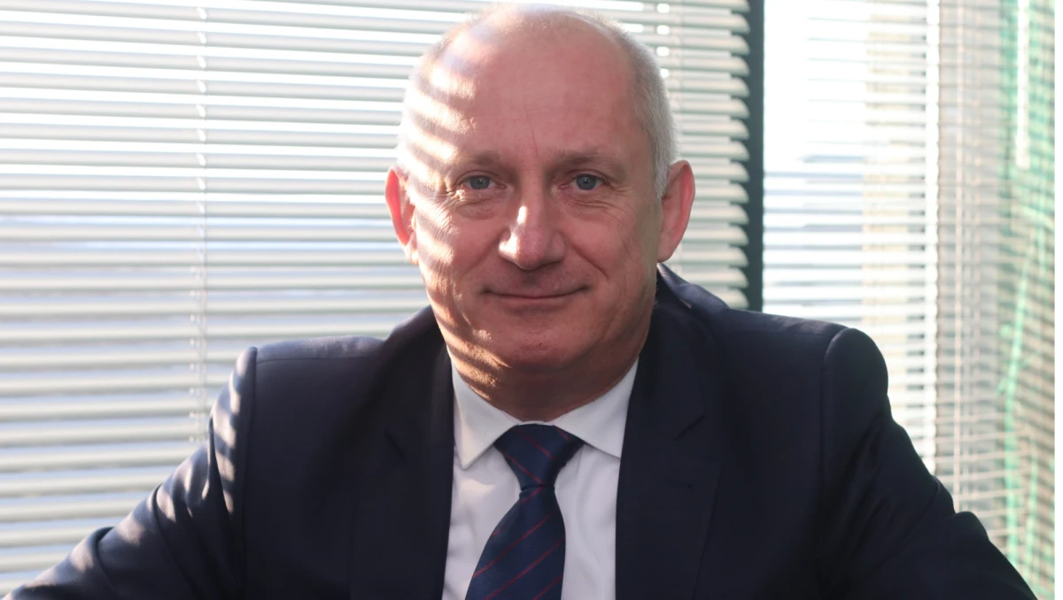 "Wybory, które miały się odbyć 10 maja, się nie odbyły. Nie odbyły się dzięki determinacji Małgorzaty Kidawy-Błońskiej. To ona pierwsza miała odwagę powiedzieć, że wybory w takim czasie (...), przeprowadzane w taki sposób, jak chciał Jacek Sasin - są zwykłym oszustwem wyborczym" - stwierdził w Porannej rozmowie w RMF FM poseł PO Sławomir Neumann. "Małgorzata Kidawa-Błońska chciała i chce być prezydentem w uczciwych wyborach" - podkreślił gość Roberta Mazurka. 