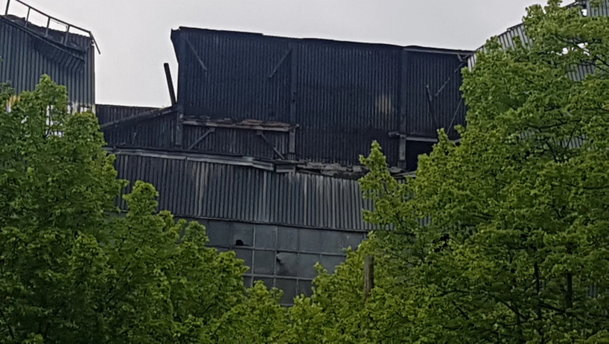 Katastrofa budowlana w Mysłowicach. Na terenie dawnej kopalni Mysłowice zawalił się budynek nieczynnej sortowni. W gruzach nikogo nie znaleziono.

