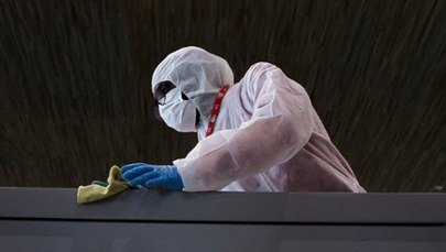 Francja: Ponad 100 osób zmarło z powodu koronawirusa