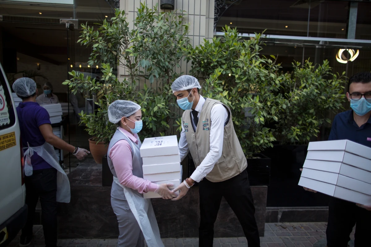 Odmrażanie kolejnych sektorów gospodarki to nie koniec zmagań z epidemią, ale jej kolejny etap - zaznacza ekspert Polskiego Instytutu Ekonomicznego Paweł Śliwowski. Ekspert podkreśla również, że druga fala epidemii nadejdzie na pewno, ale możemy się do niej lepiej przygotować.