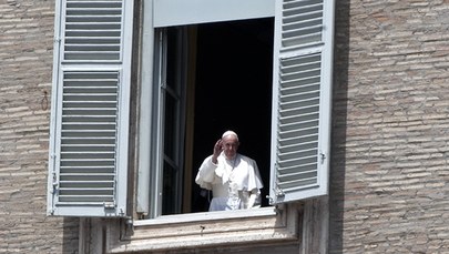 Papież Franciszek o św. Janie Pawle II: Wspominamy go z wielką miłością i uznaniem