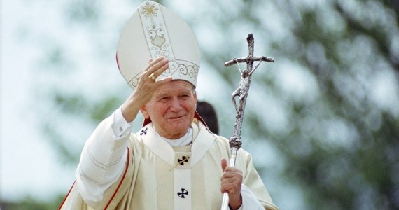 Dziś przypada 100. rocznica urodzin Jana Pawła II. Poniżej przypominamy specjalny quiz przygotowany wspólnie z redakcją portalu Stacja7.pl. Ile wiesz o Janie Pawle II?