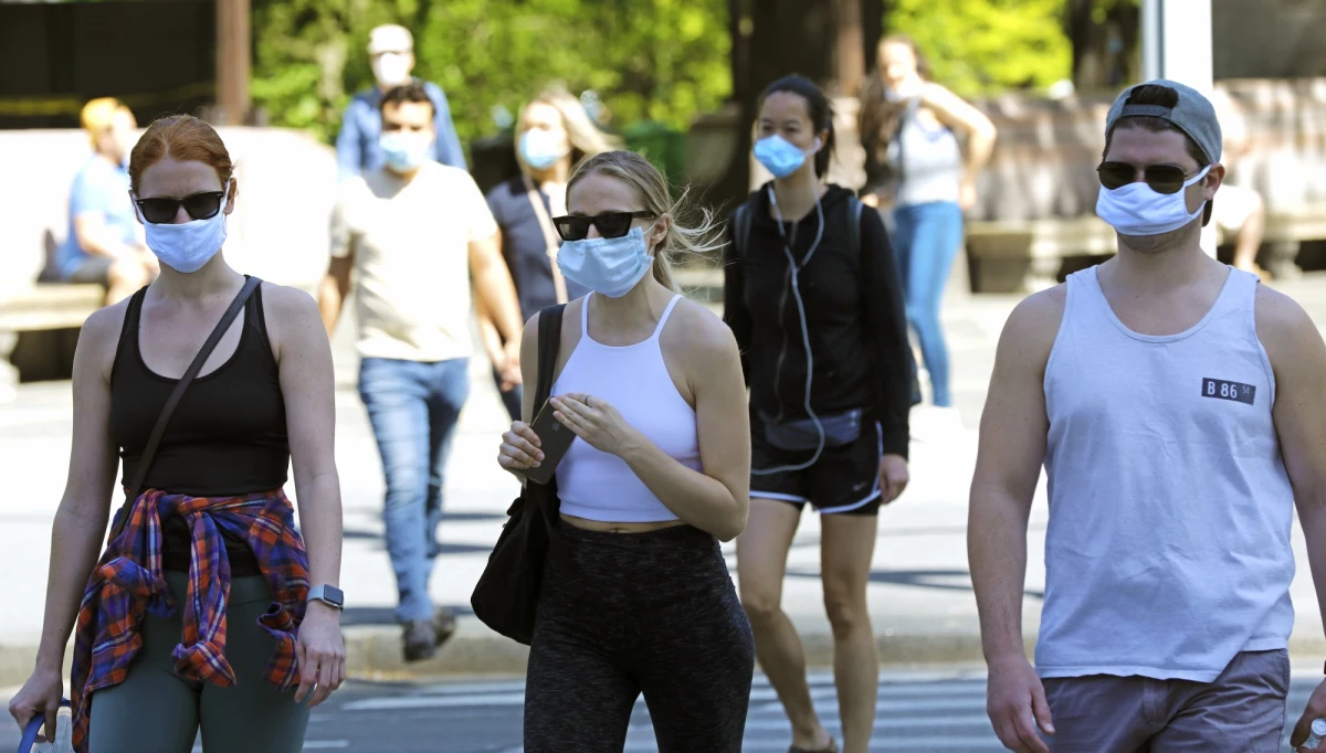 820 osób zmarło w ciągu doby z powodu koronawirusa w Stanach Zjednoczonych. Bilans ofiar w tym kraju przekroczył 89,5 tys. - wynika z najnowszych danych Uniwersytetu Johna Hopkinsa w Baltimore. Dobowy bilans zgonów jest najniższy od 10 maja. 