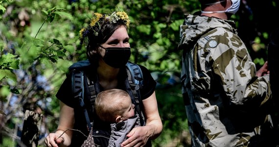 W ciągu ostatniej doby w Niemczech potwierdzono 342 nowe przypadki zakażenia koronawirusem - przekazał Instytut im. Roberta Kocha w Berlinie. Liczba zakażonych od początku epidemii wzrosła do 174 697. Zmarło 21 osób. 