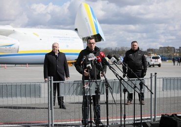 Onet: Maski dostarczone do Polski Antonowem nie spełniają norm