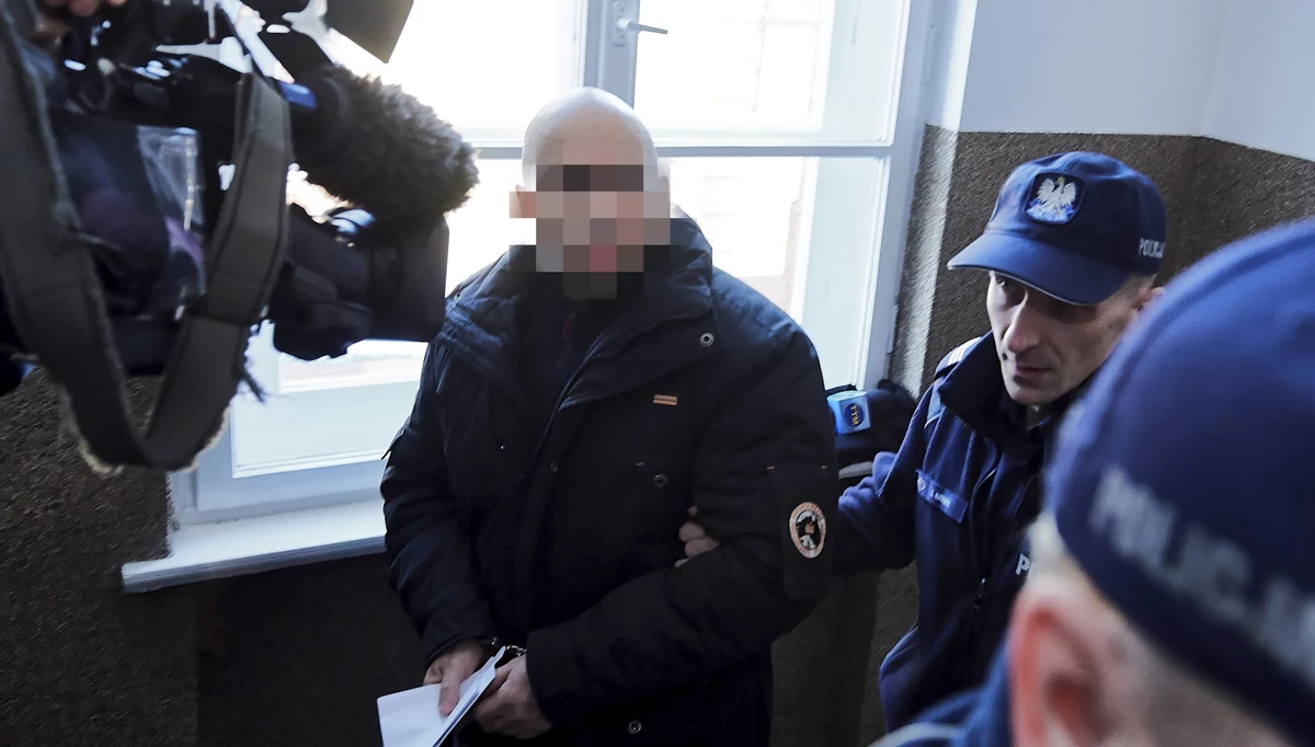 Wiceminister sprawiedliwości zapowiada powołanie specjalnego zespołu, który zajmie się analizą wydarzeń przedstawionych na filmie "Nic się nie stało" Sylwestra Latkowskiego. Obraz opowiada o licznych przypadkach pedofilskich, do których miało dochodzić w sopockich klubach.