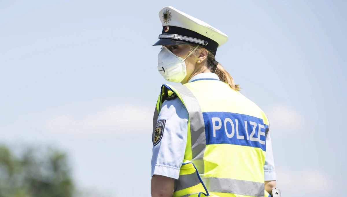 Mężczyzna, który w nocy ze środy na czwartek ranił nożem pięć osób w mieście Baden niedaleko stolicy Austrii, Wiednia, został ujęty. Ponieważ sam odniósł ciężkie rany, przewieziono go do szpitala - podała austriacka agencja APA, powołując się na władze policyjne.