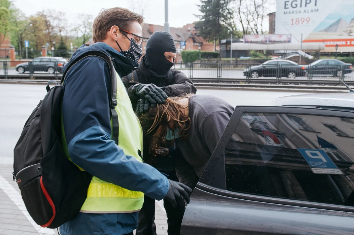 Badania DNA potwierdziły, że poćwiartowane zwłoki znalezione pod Nowym Dworem Gdańskim, to zaginiona 23-letnia Paulina spod Łomży.