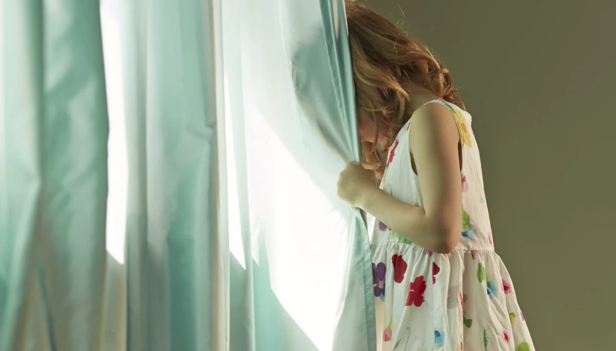 ​Matka 5-letnich bliźniaczek z powiatu lęborskiego została zatrzymana po tym, jak wezwana do domu załoga karetki uznała, że jedna z dziewczynek mogła paść ofiarą przemocy. Policja zatrzymała także partnera kobiety.