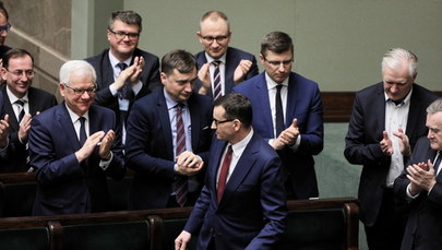 "Rząd PiS idzie coraz bardziej na zwarcie z Unią Europejską". Jutro bardzo krytyczny raport nt. stanu demokracji w Polsce