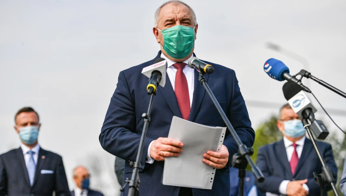 W tym tygodniu Sejm zajmie się prawdopodobnie wnioskiem Koalicji Obywatelskiej o odwołanie Jacka Sasina z funkcji wicepremiera i ministra aktywów państwowych. KO zarzuca Sasinowi m.in. naruszenie przepisów Kodeksu karnego w związku z przygotowaniami do wyborów prezydenckich 10 maja.