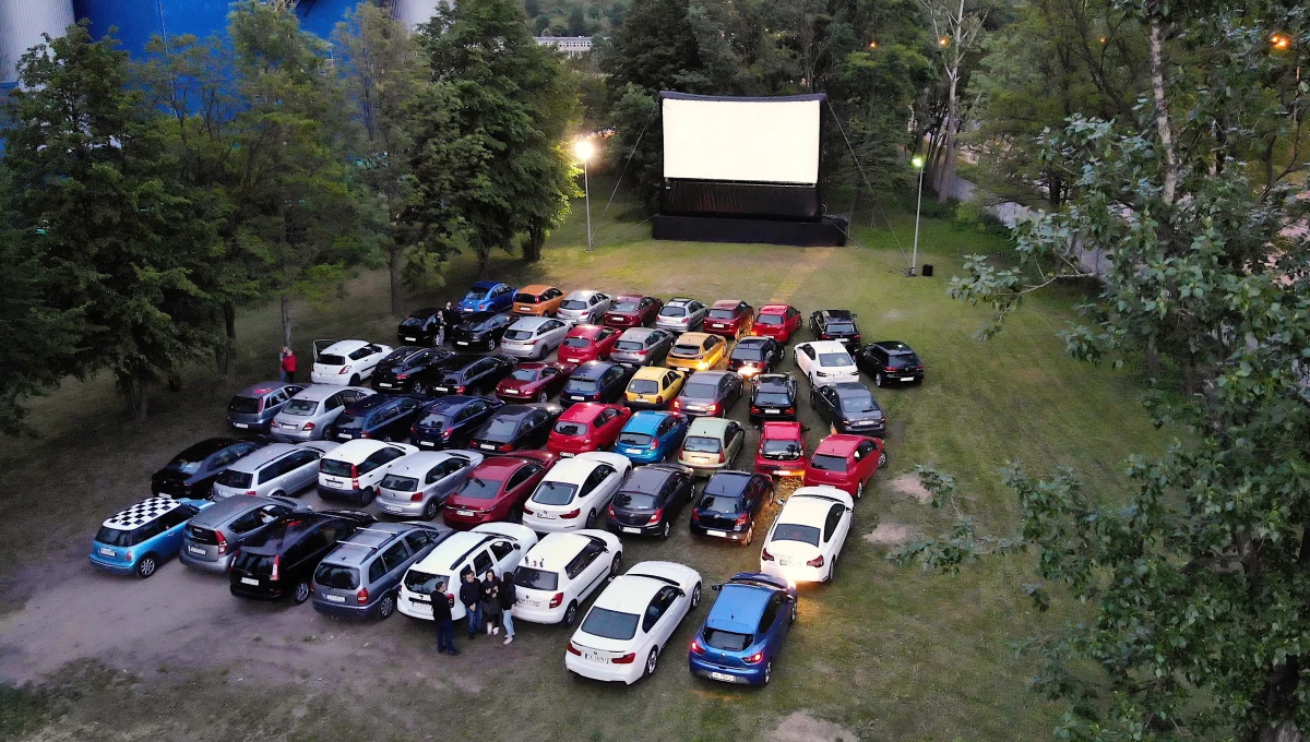 Niewykluczone, że we wtorek rząd ogłosi następny etapy odmrażania kolejnych sektorów gospodarki. Tym razem będzie to rozrywka i rekreacja – dowiedział się reporter RMF FM.