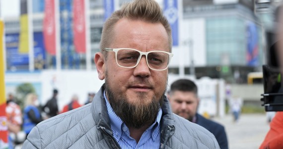 Paweł Tanajno usłyszał dwa zarzuty dotyczące naruszenia nietykalności policjantów - poinformował PAP rzecznik prasowy Komendy Stołecznej Sylwester Marczak. 