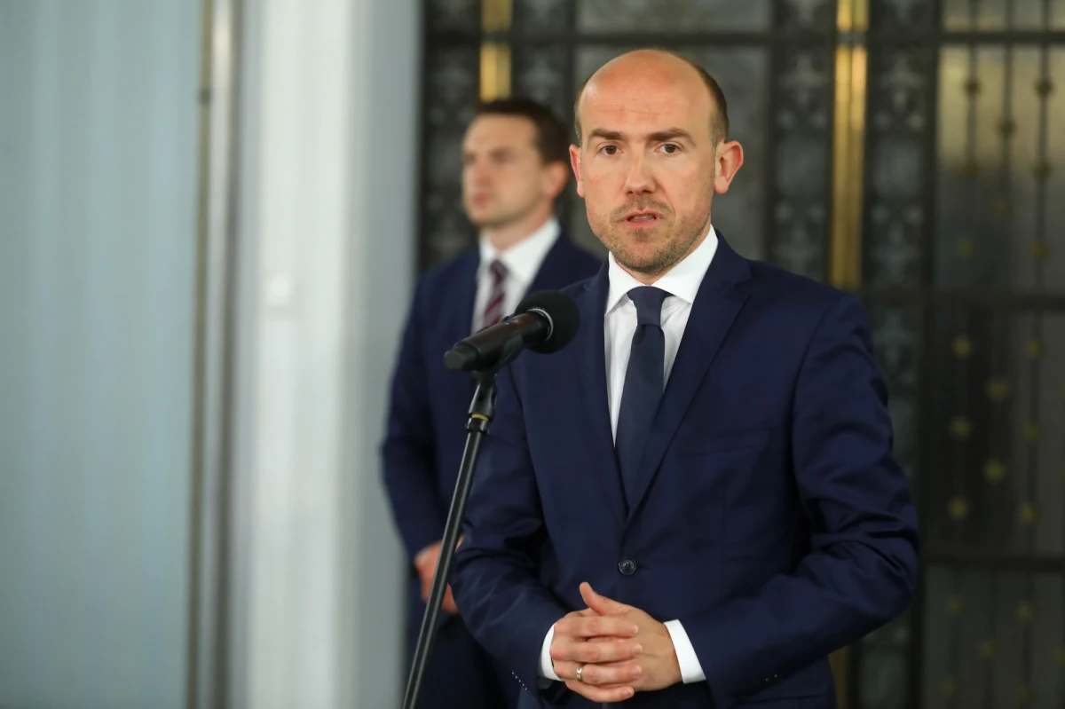 Wybór przez prezydenta na I prezes Sądu Najwyższego Małgorzaty Manowskiej jest nieważny, a prezydent przy tym wyborze po raz kolejny naruszył konstytucję – to słowa lider PO Borys Budka. Jego zdaniem, Manowska nie była kandydatką Zgromadzenia Ogólnego sędziów.